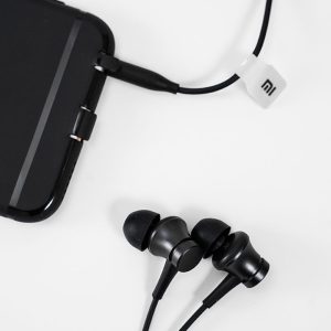 Original-Xiaomi-Piston-3-Earphone-Bass-Wired-3-5mm-In-ear-Sport-Headphone-with-Mic-Headset-1.jpg